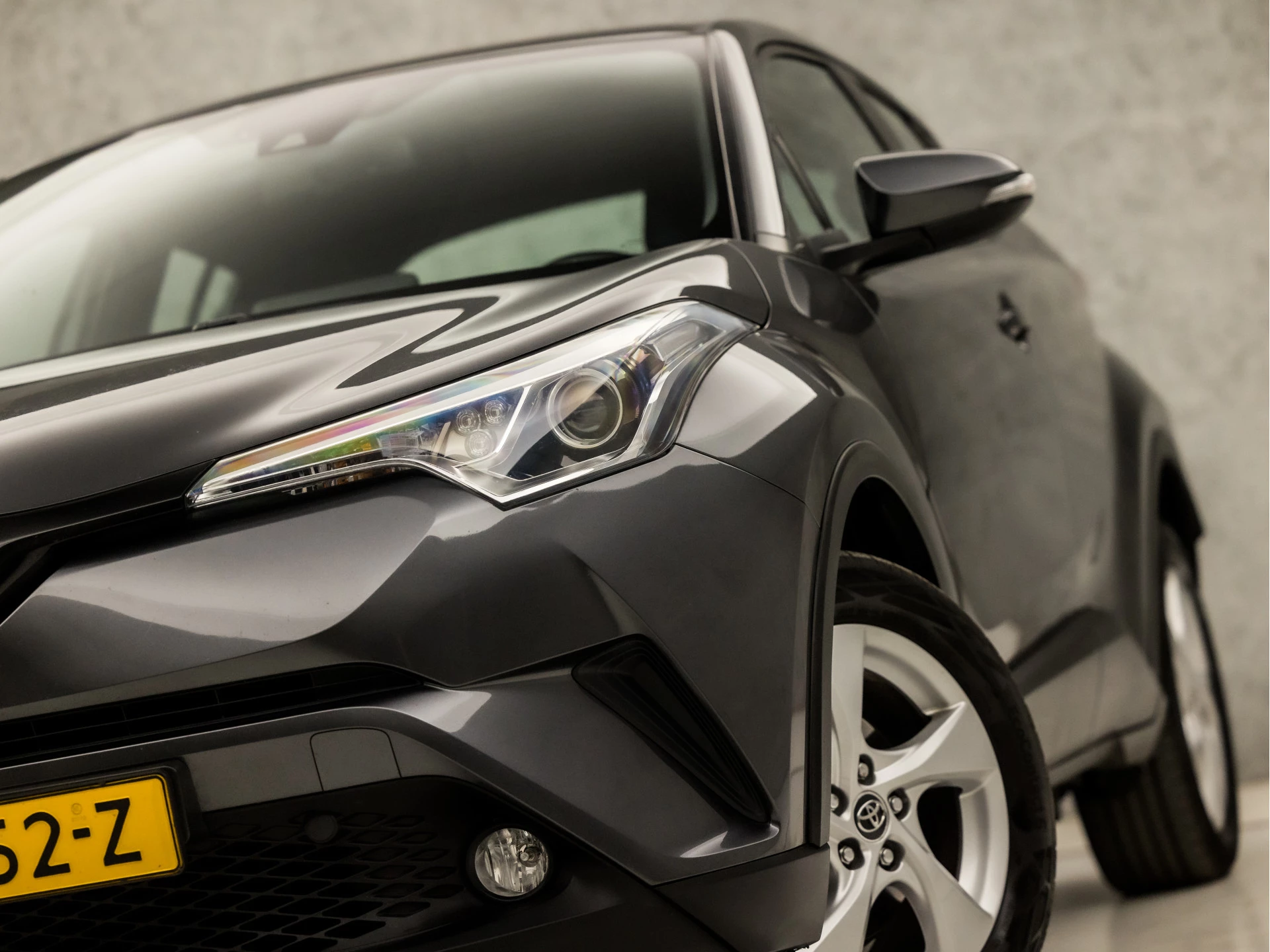 Hoofdafbeelding Toyota C-HR