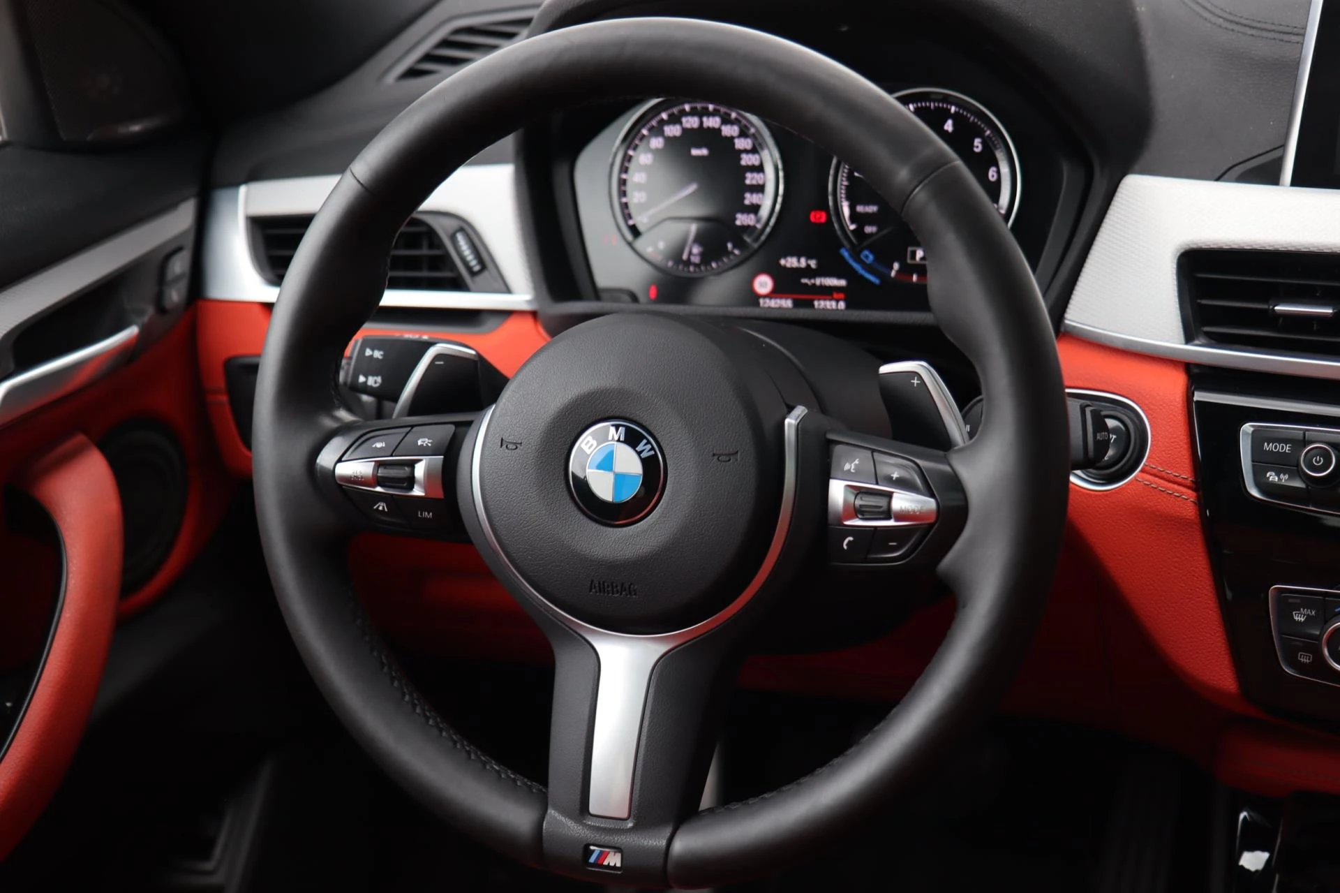 Hoofdafbeelding BMW X2
