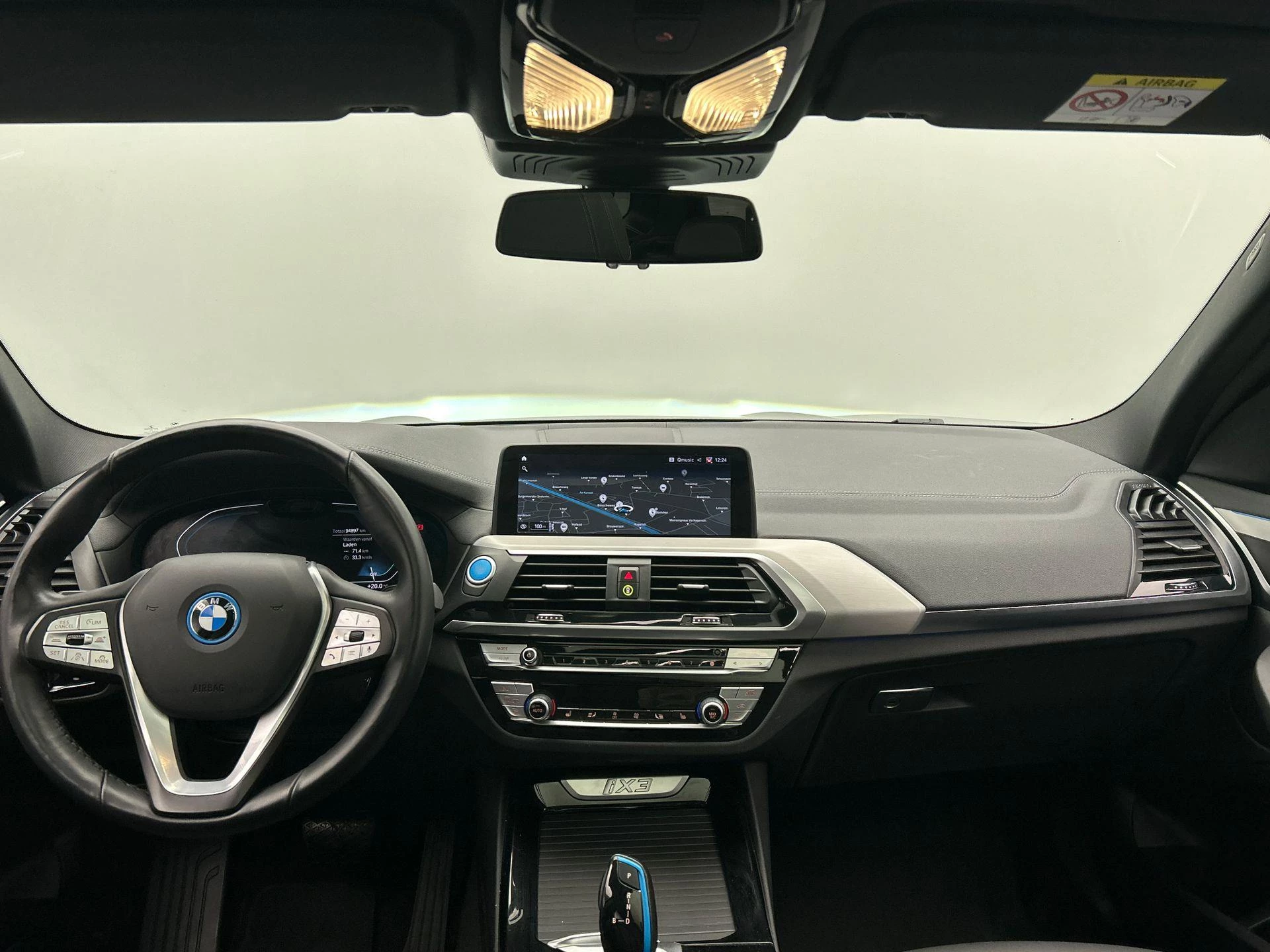 Hoofdafbeelding BMW iX3