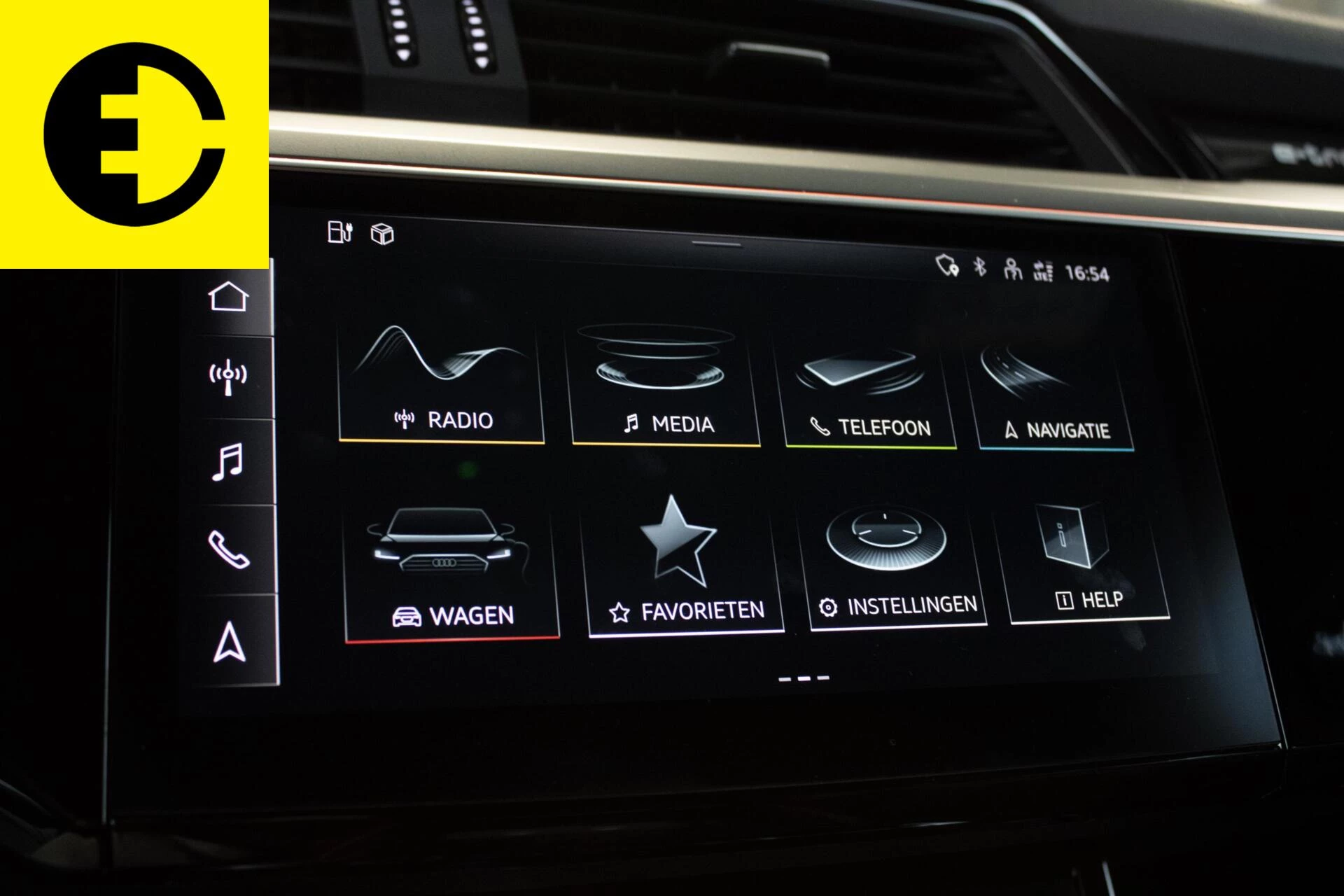 Hoofdafbeelding Audi e-tron