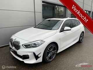 BMW 1-serie 118i M Sport Panorama/Camera/Shadowline/Dodehoek