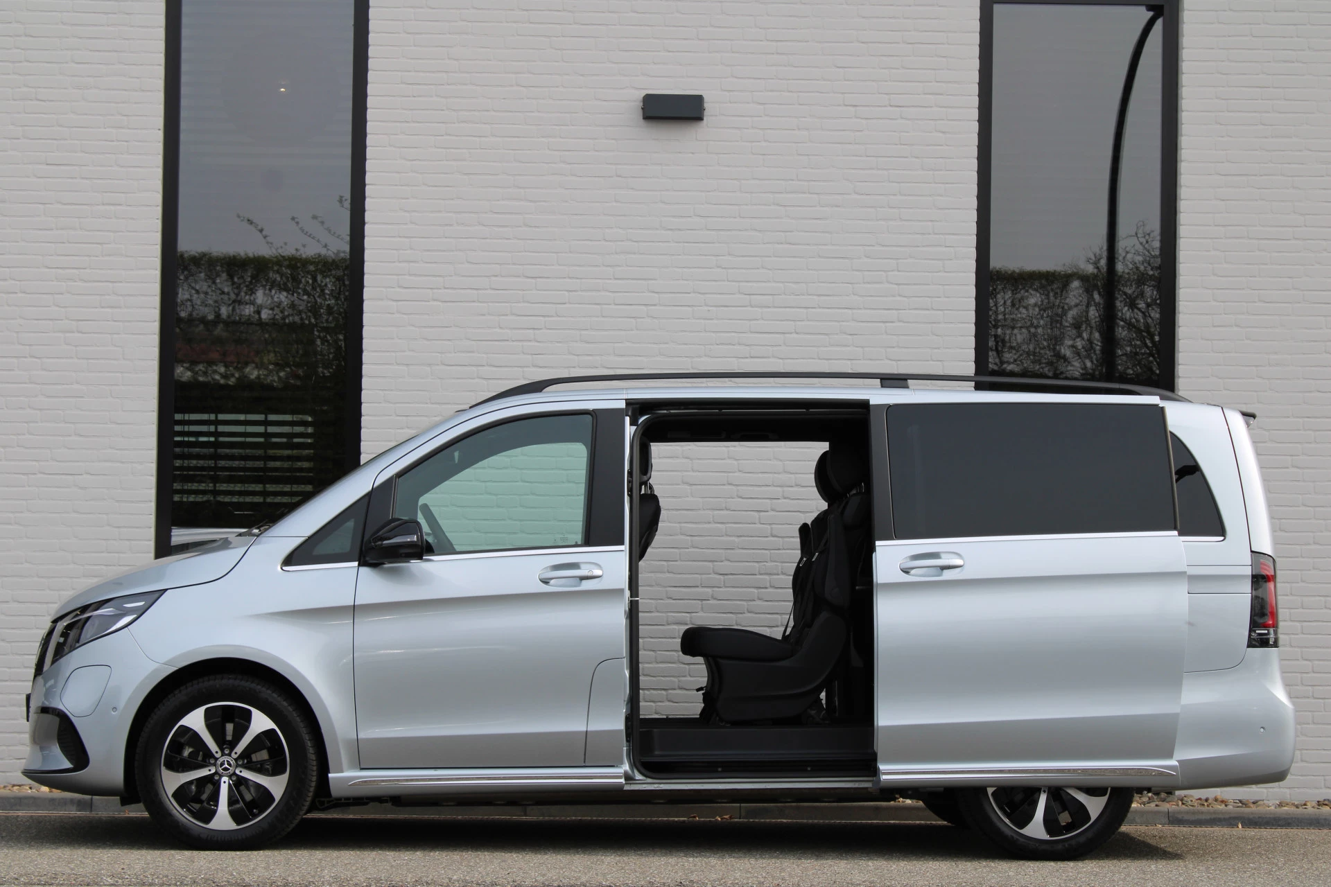 Hoofdafbeelding Mercedes-Benz EQV