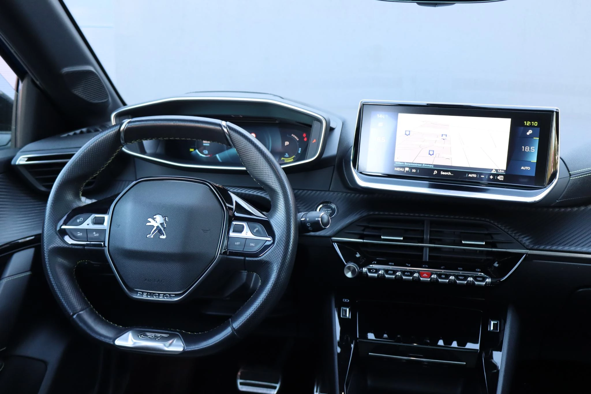 Hoofdafbeelding Peugeot e-208