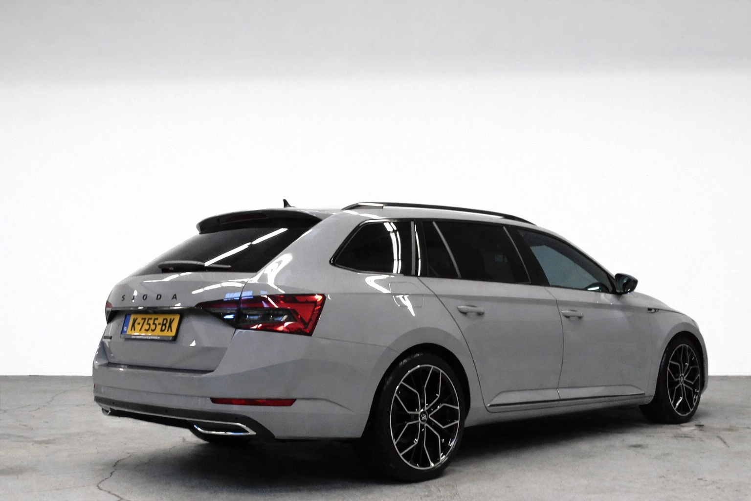 Hoofdafbeelding Škoda Superb