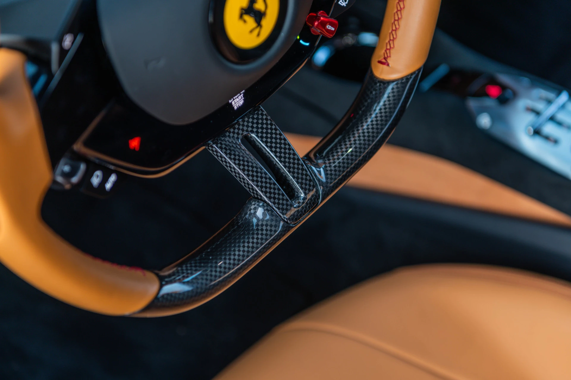 Hoofdafbeelding Ferrari 296