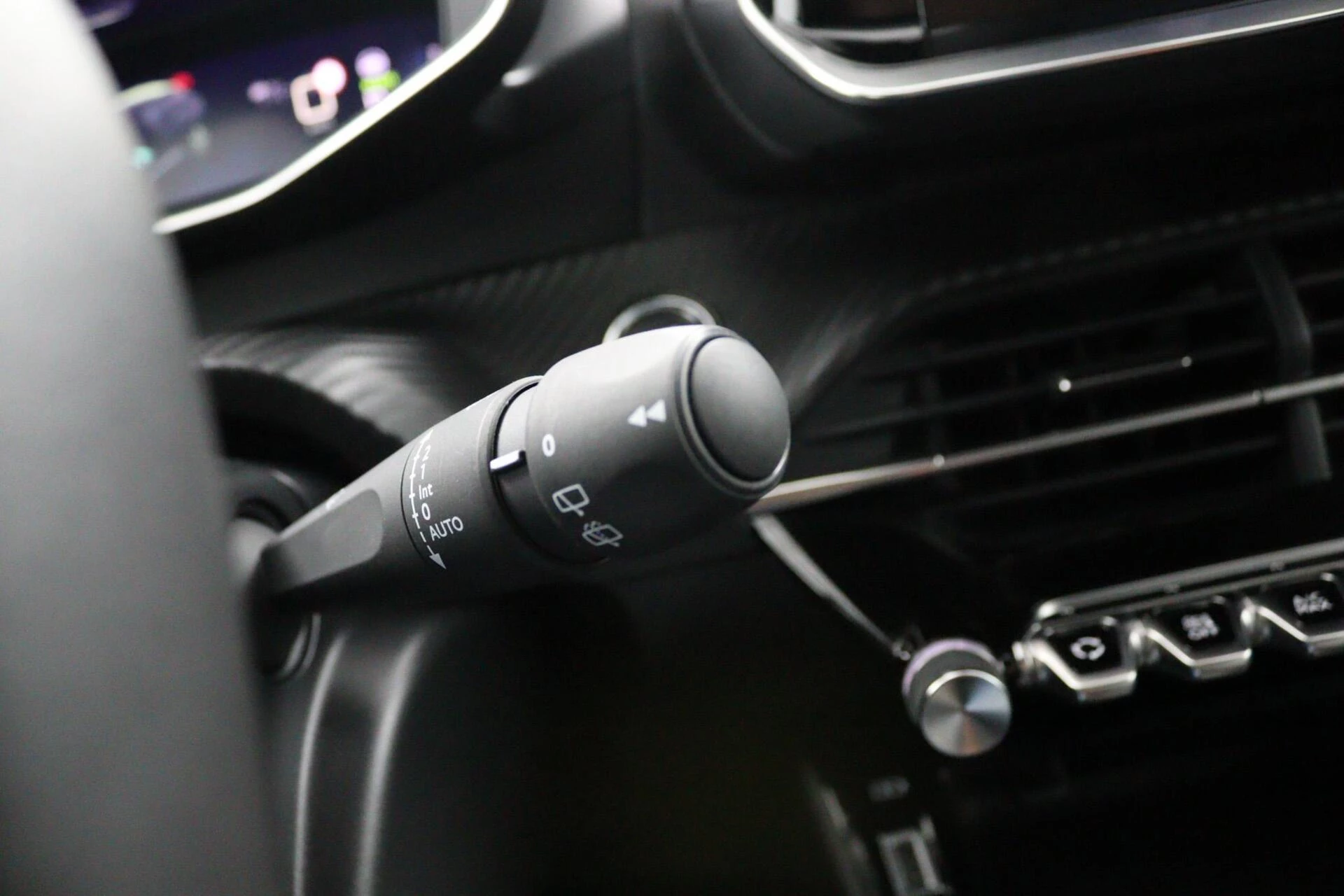 Hoofdafbeelding Peugeot e-2008