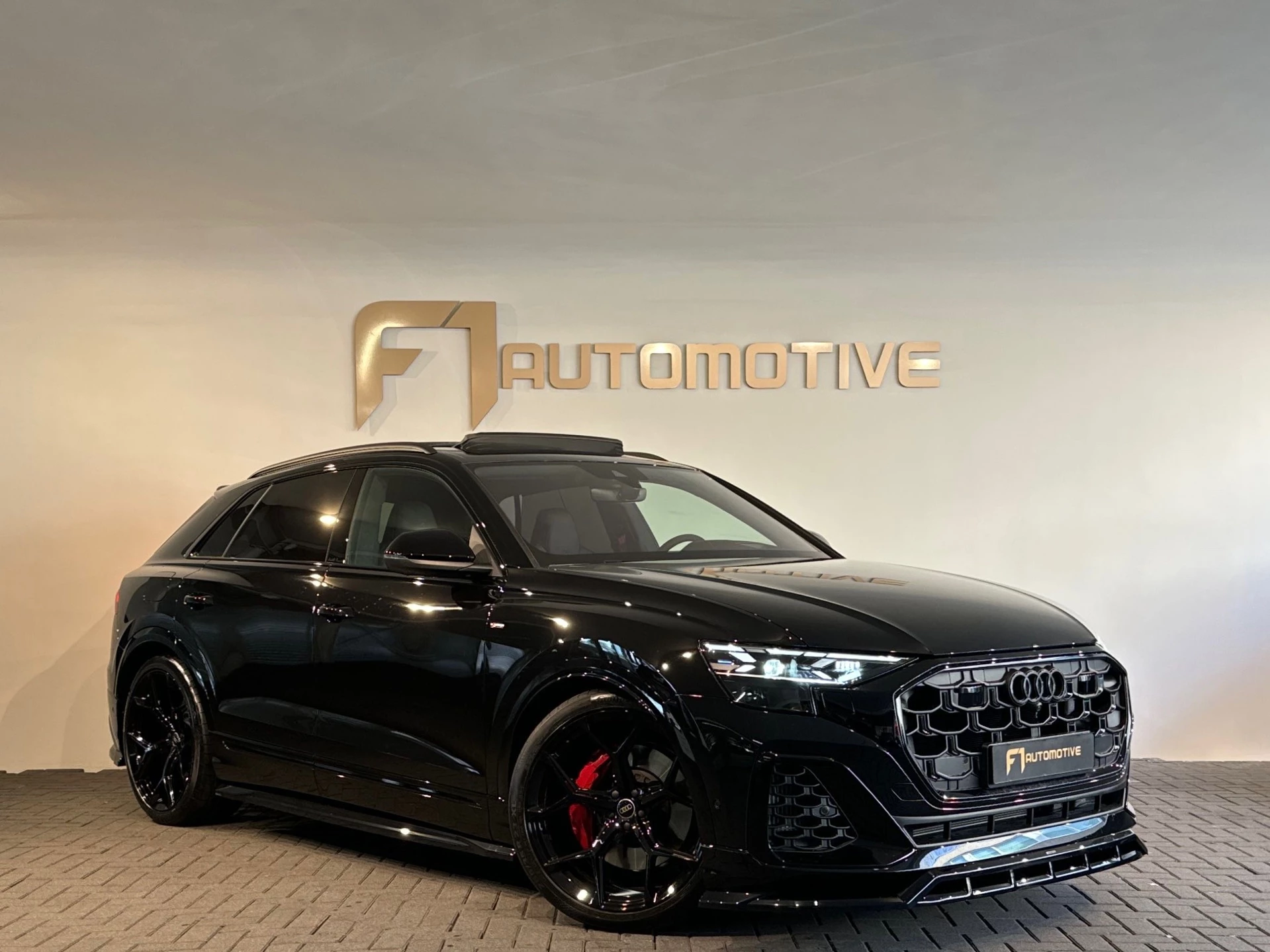 Hoofdafbeelding Audi Q8