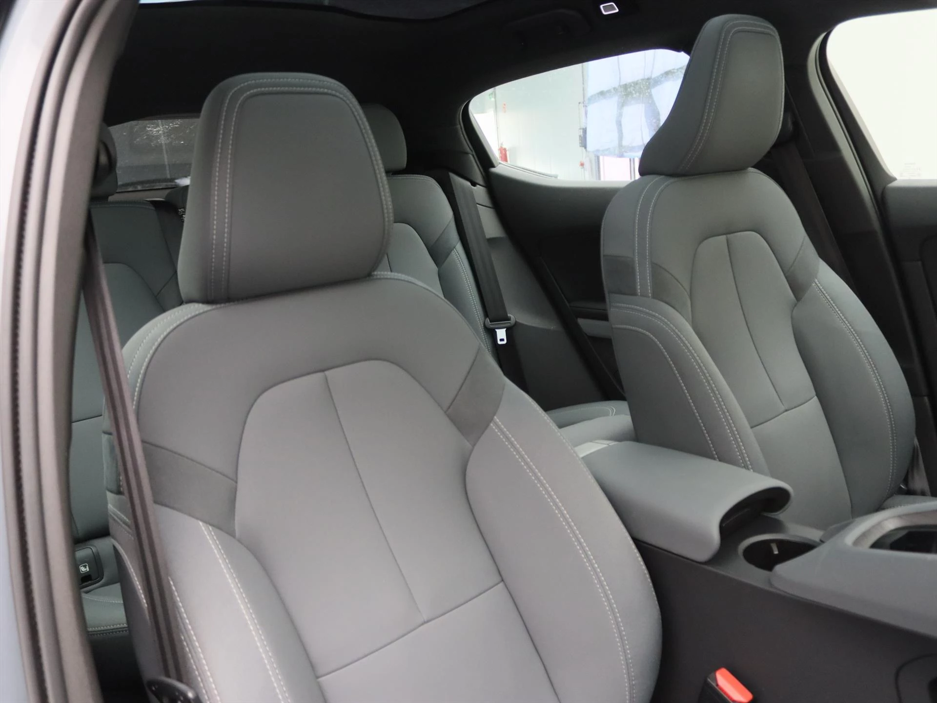 Hoofdafbeelding Polestar 2