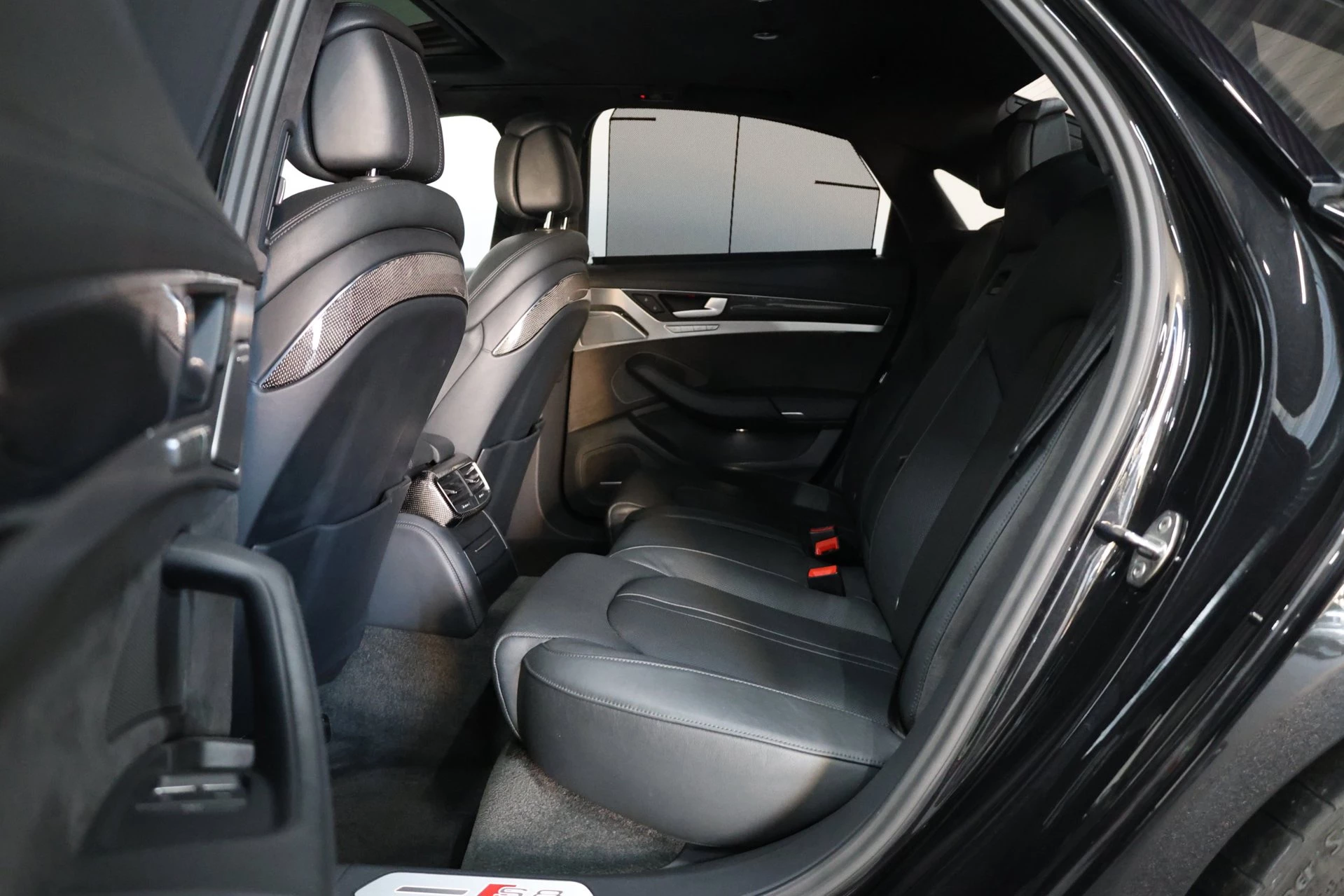 Hoofdafbeelding Audi S8