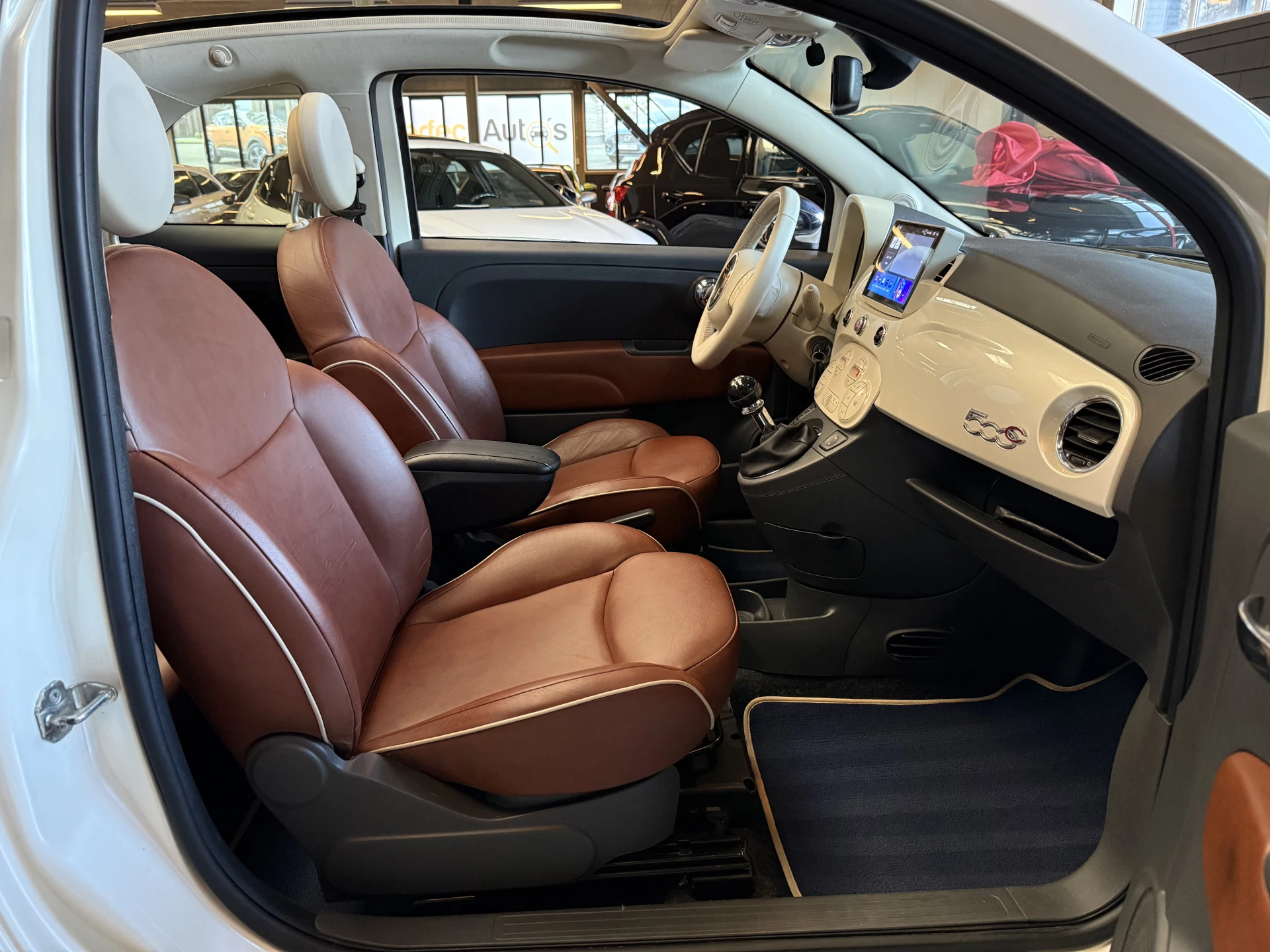 Hoofdafbeelding Fiat 500C