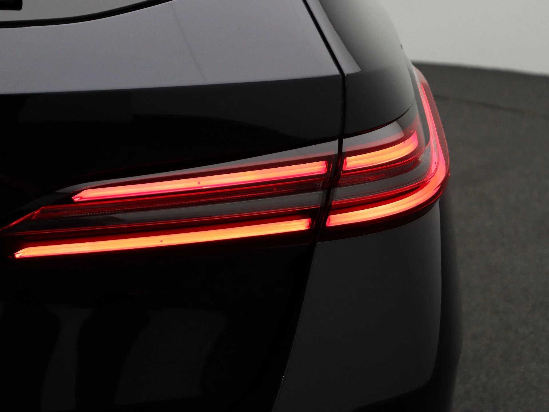 Hoofdafbeelding BMW i5