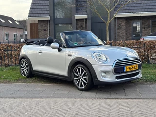 MINI Cooper Cabrio Chilly ,Volleder int.,Navigatie,Bleutooth,Ledkoplampen,Parkeersensoren