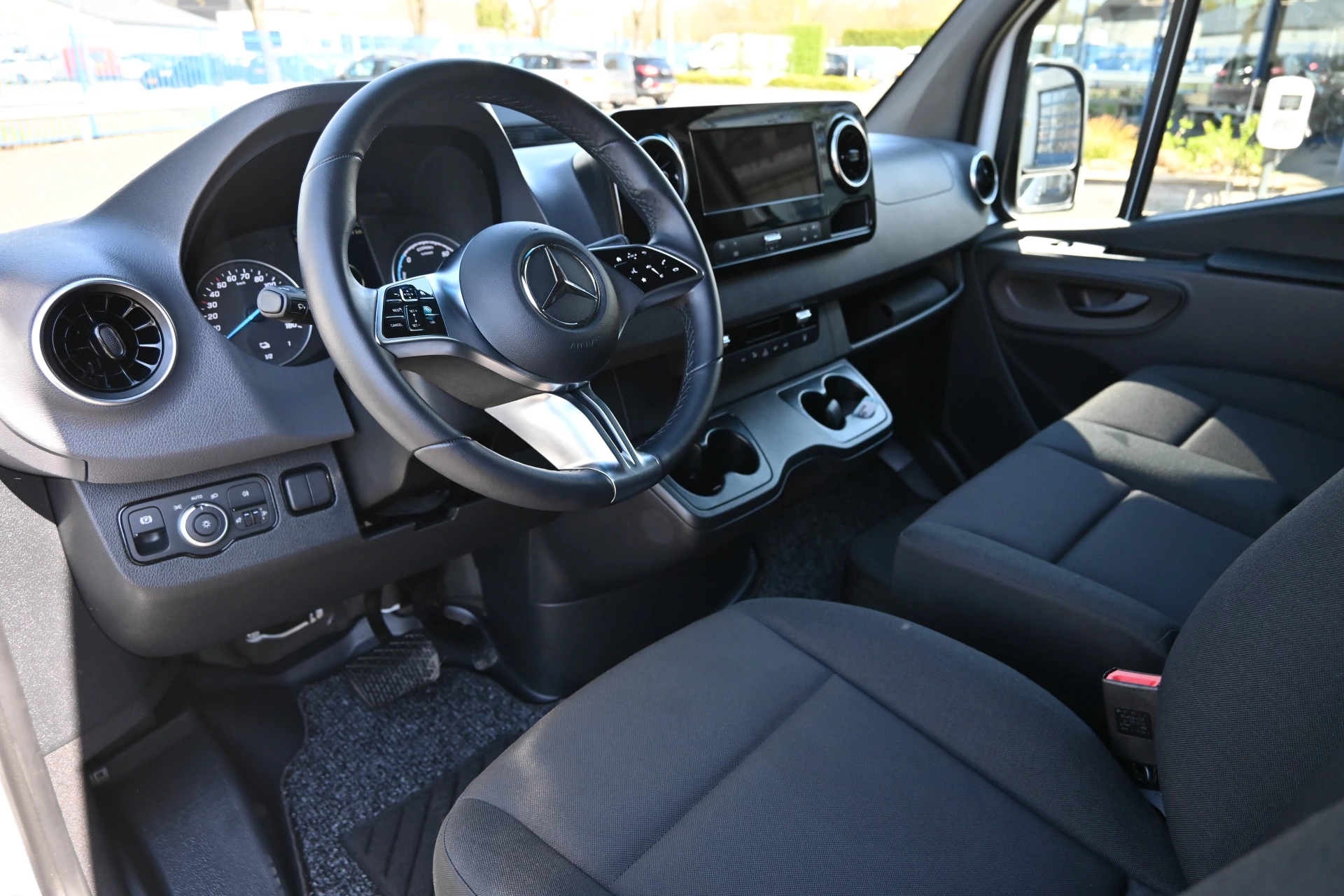 Hoofdafbeelding Mercedes-Benz eSprinter