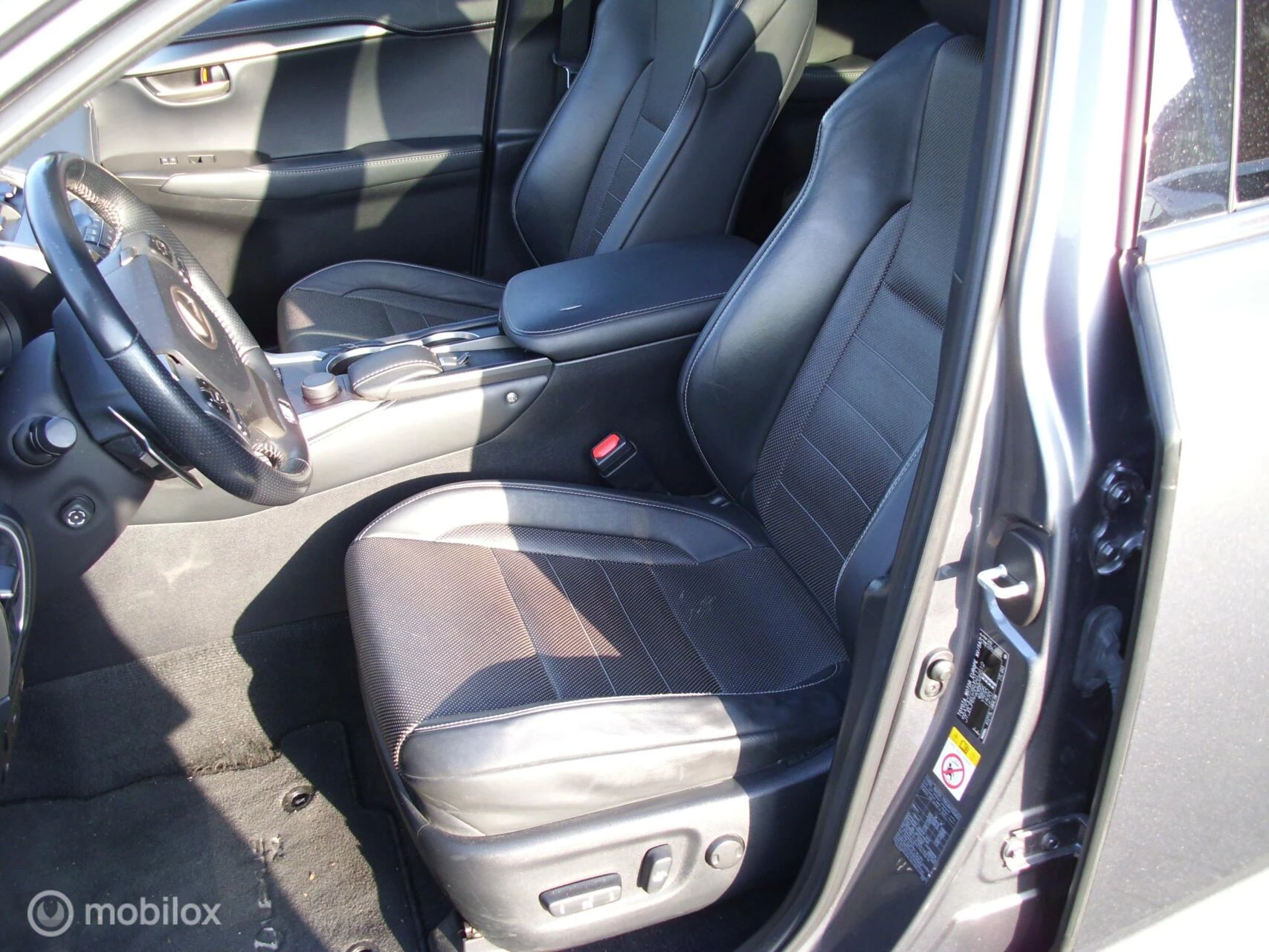 Hoofdafbeelding Lexus NX