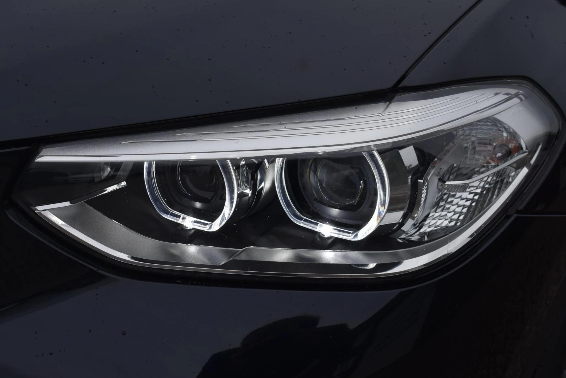 Hoofdafbeelding BMW iX3