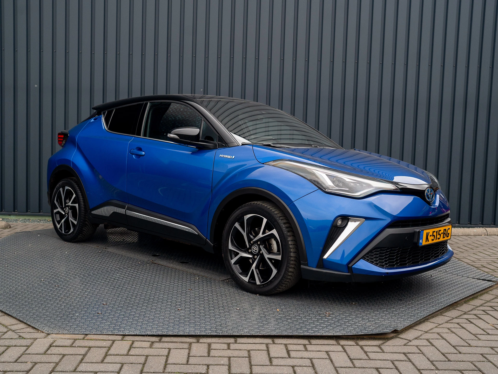 Hoofdafbeelding Toyota C-HR