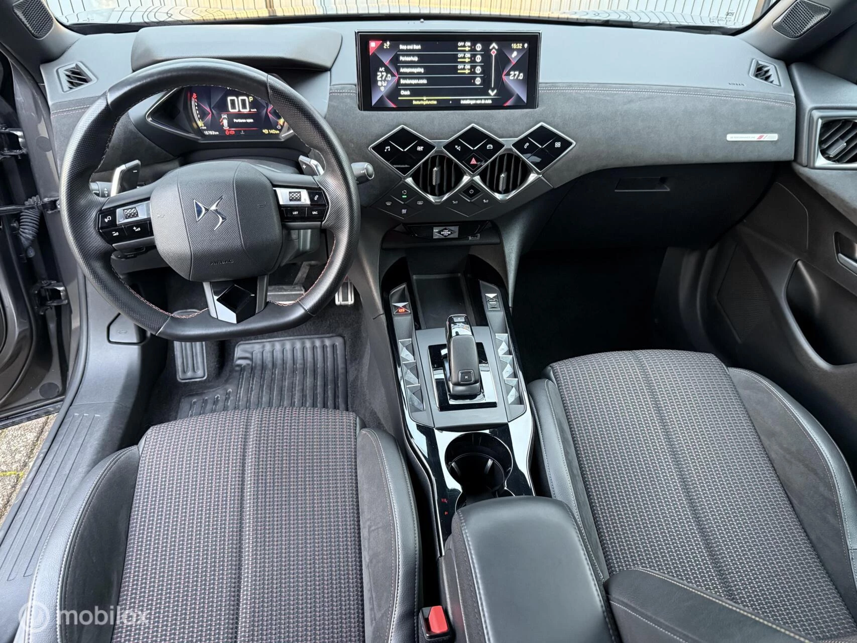 Hoofdafbeelding DS DS 3