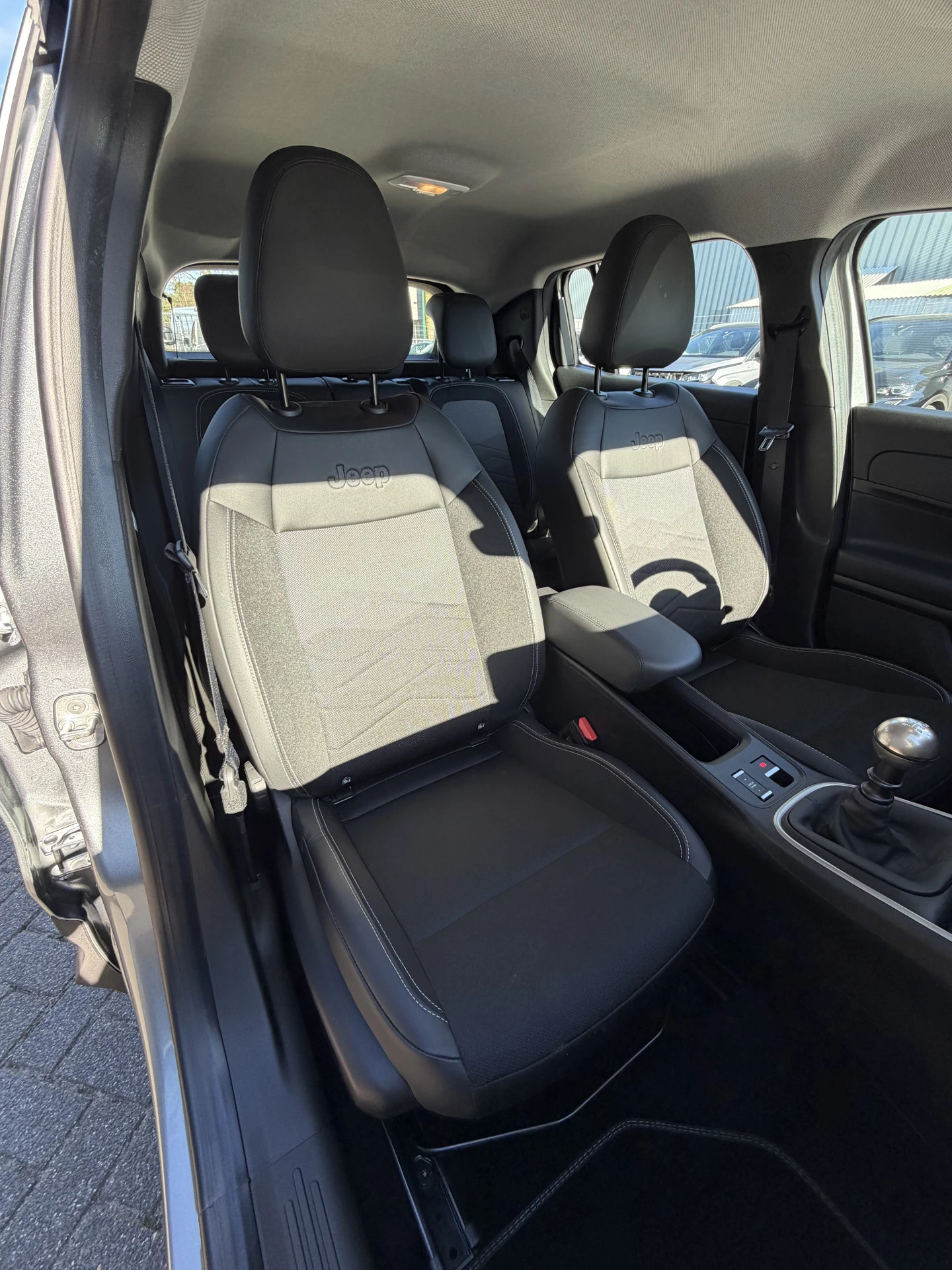 Hoofdafbeelding Jeep Avenger