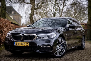 BMW 5 Serie Touring 540i xDrive M Sport Bowers & Wilkins Massage Soft Close Panorama