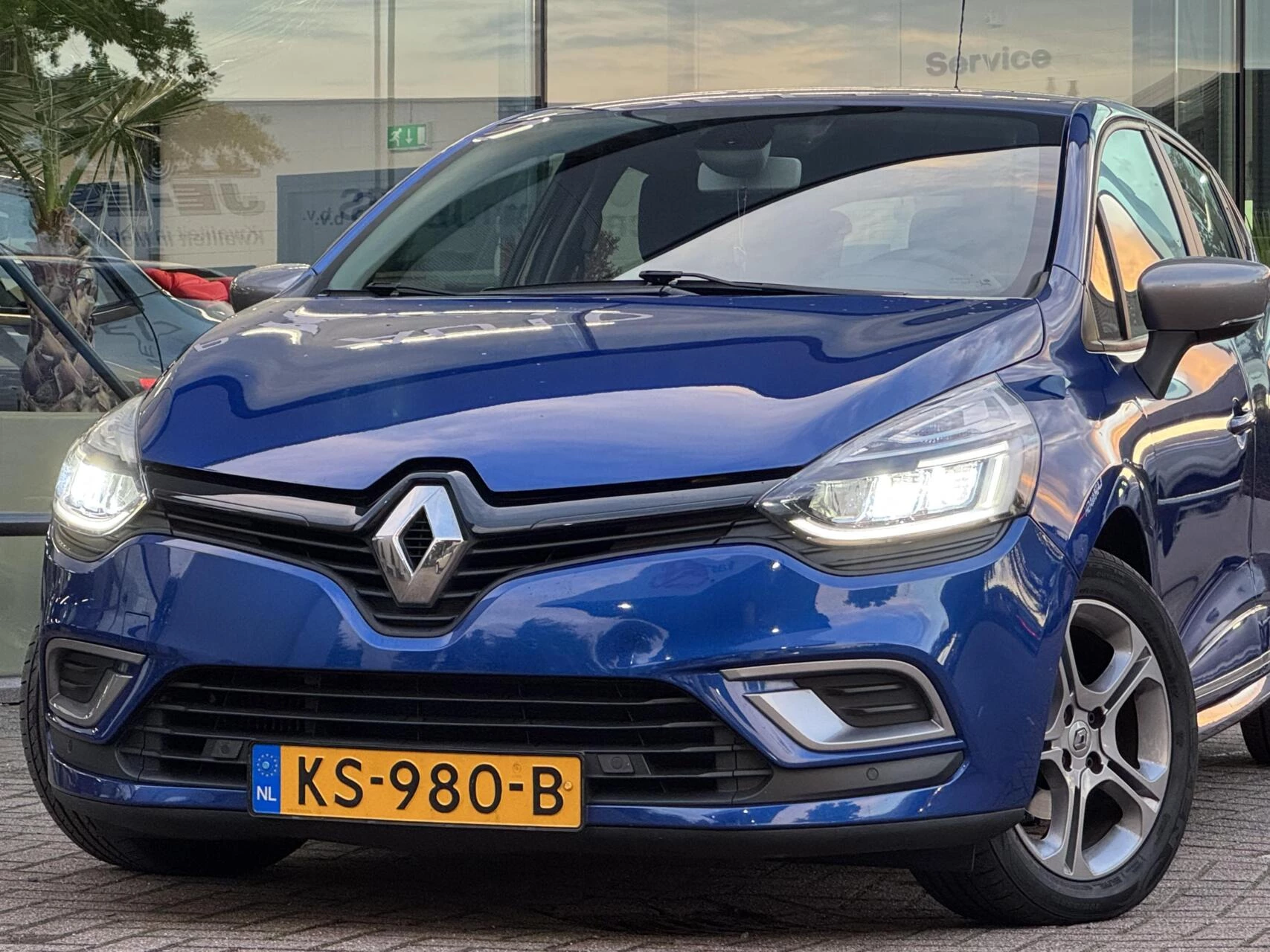 Hoofdafbeelding Renault Clio