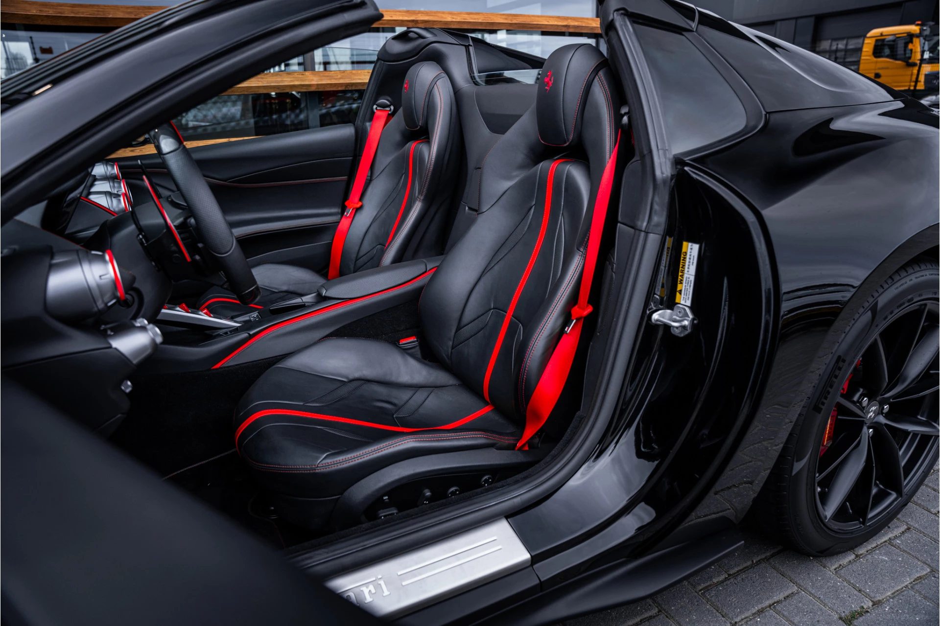 Hoofdafbeelding Ferrari 812 GTS