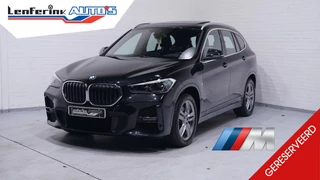 BMW X1 sDrive20i M Sport Panoramadak 1e Eig. NAP Head up Camera Apple Carplay Led koplampen