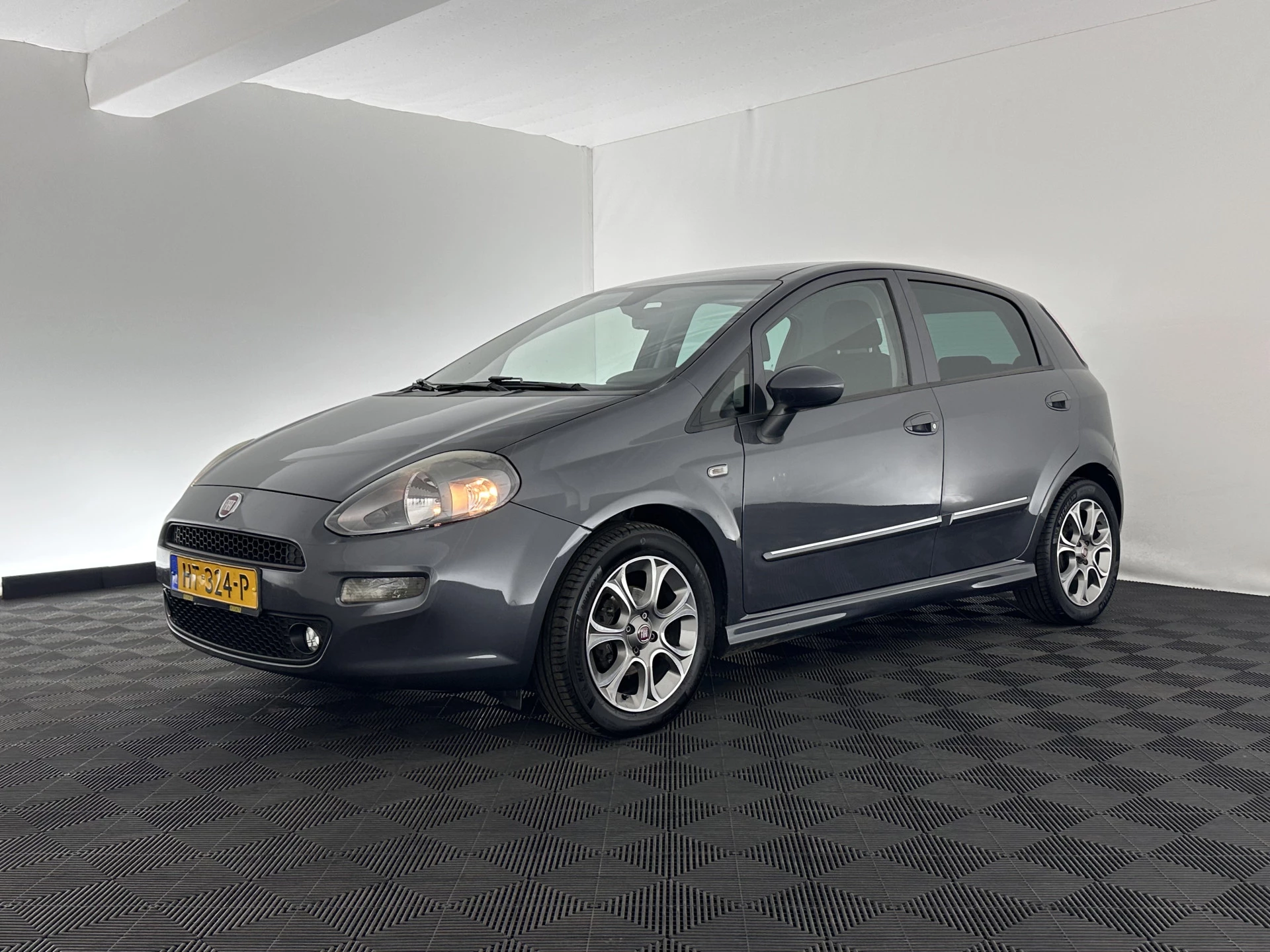 Hoofdafbeelding Fiat Punto