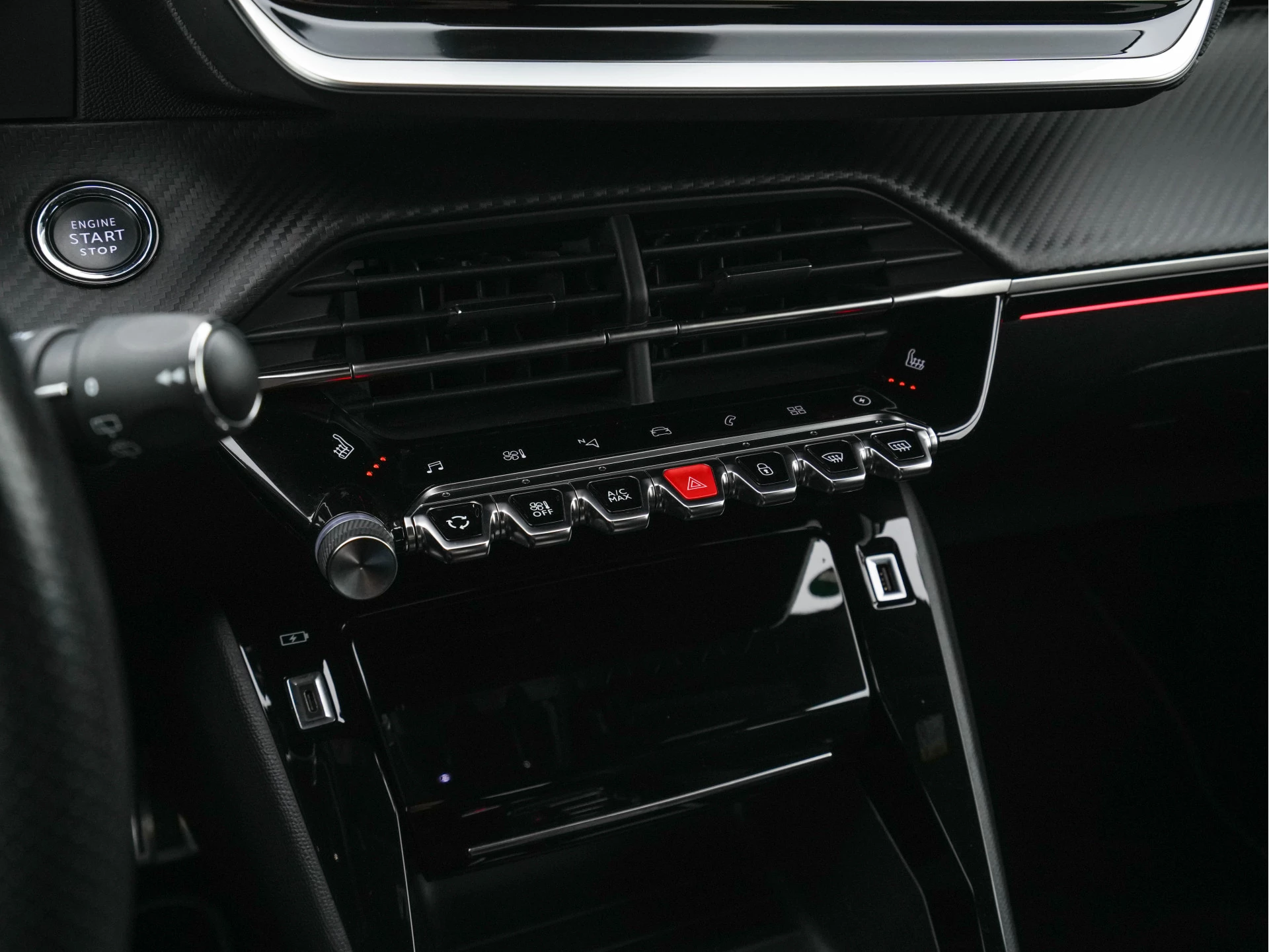 Hoofdafbeelding Peugeot e-208