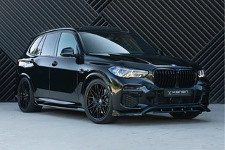 BMW X5 xDrive45e M-Sport ACC Pano 360 Bowers&Wil Achterasbestr. Softcl. Carbon Laser Head up Trekhaak