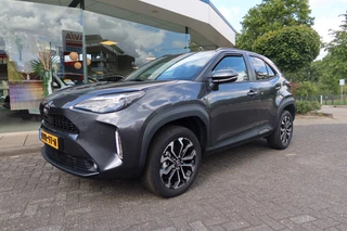 Toyota Yaris Cross 1.5 Hybrid 130 Teamplayer NIEUW! | Winter pack | Safety pack | Navi | Adapt. Cruise | Camera | Keyless