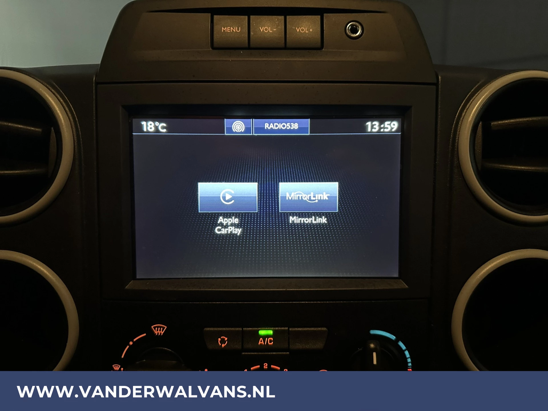 Hoofdafbeelding Peugeot Partner
