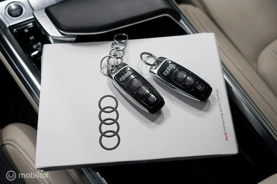 Hoofdafbeelding Audi Q8 e-tron