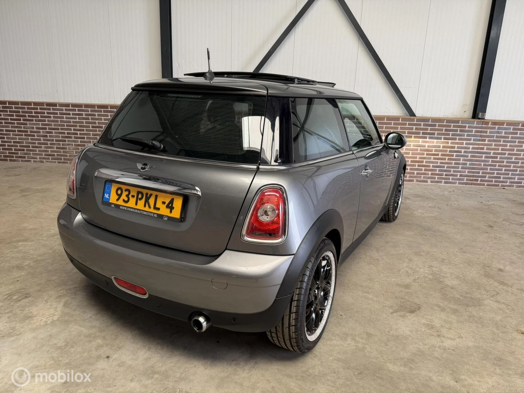 Hoofdafbeelding MINI One