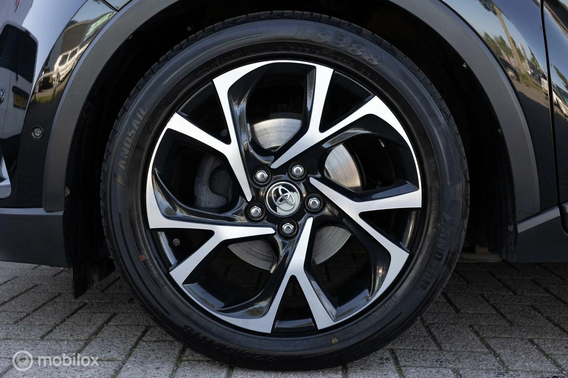 Hoofdafbeelding Toyota C-HR