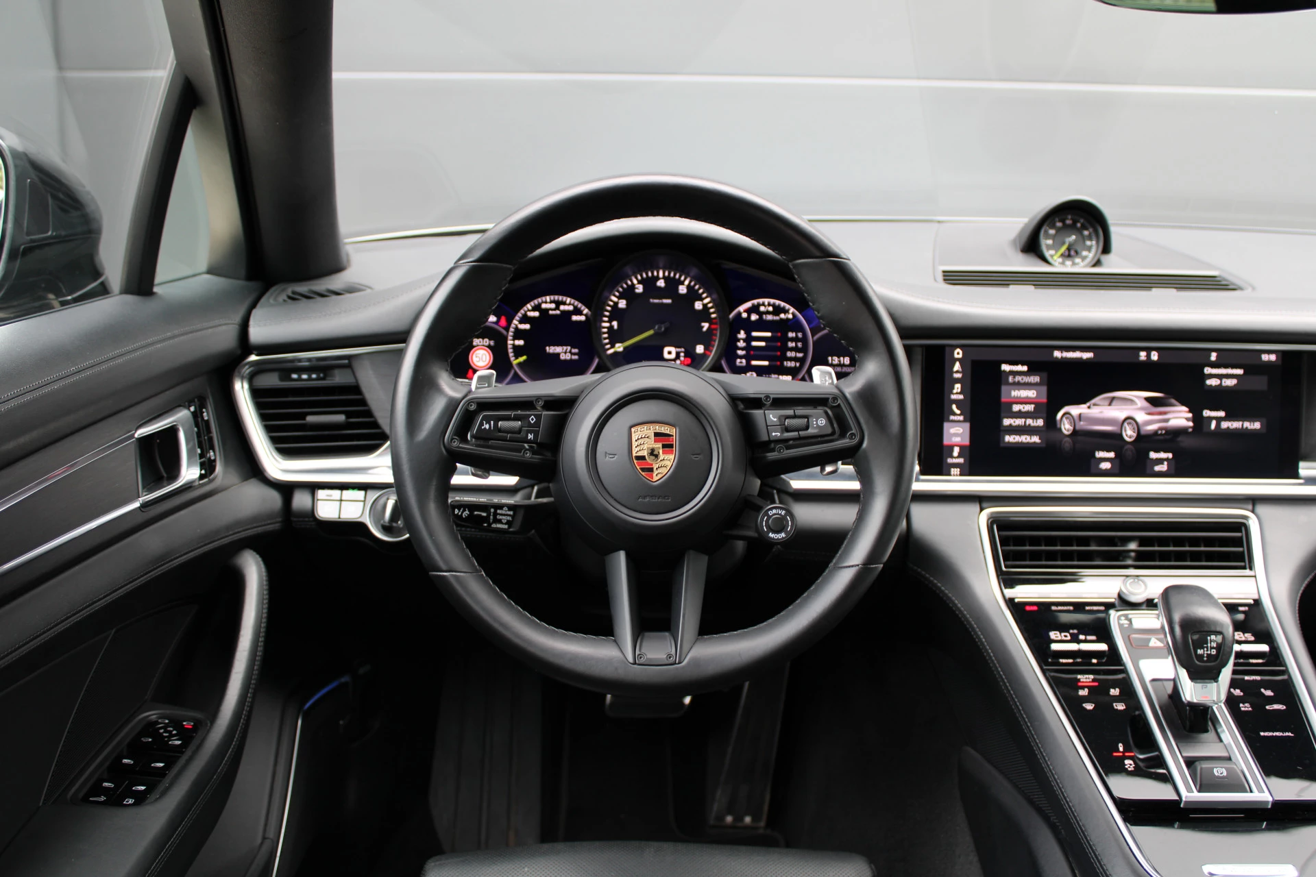 Hoofdafbeelding Porsche Panamera