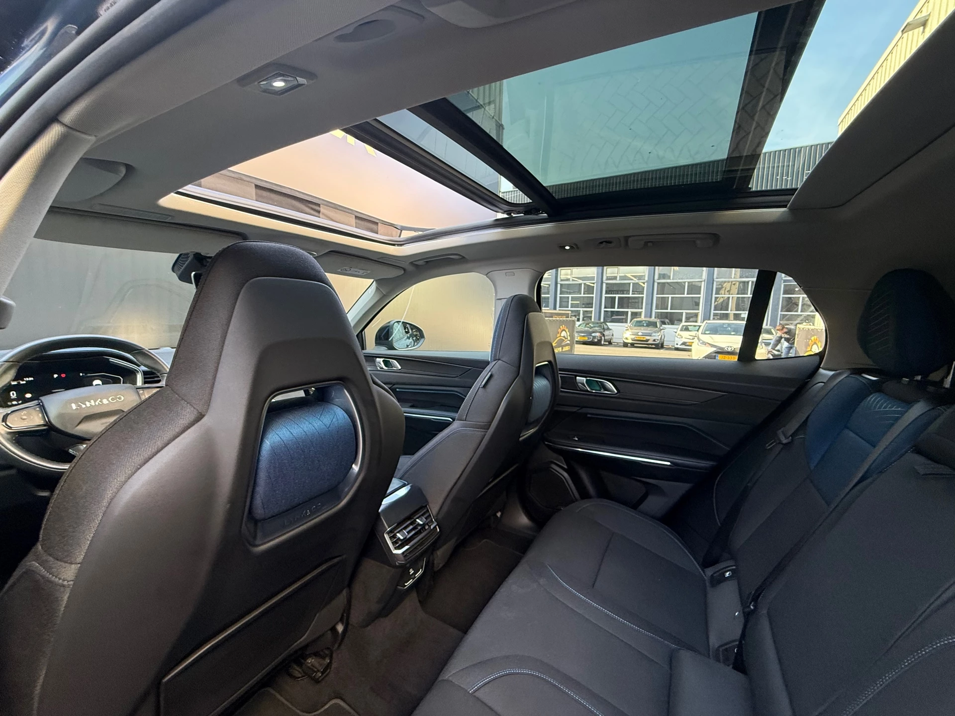 Hoofdafbeelding Lynk & Co 01