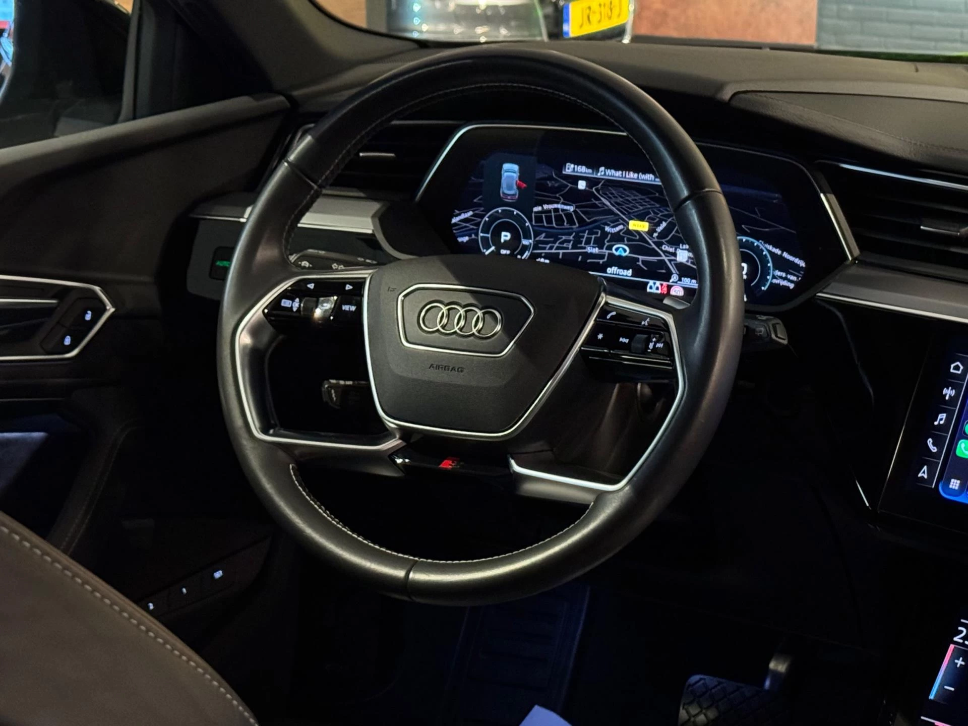 Hoofdafbeelding Audi e-tron