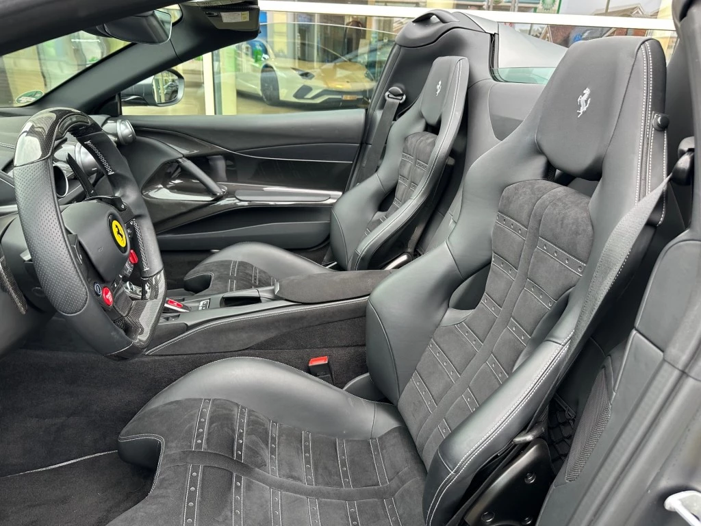 Hoofdafbeelding Ferrari 812