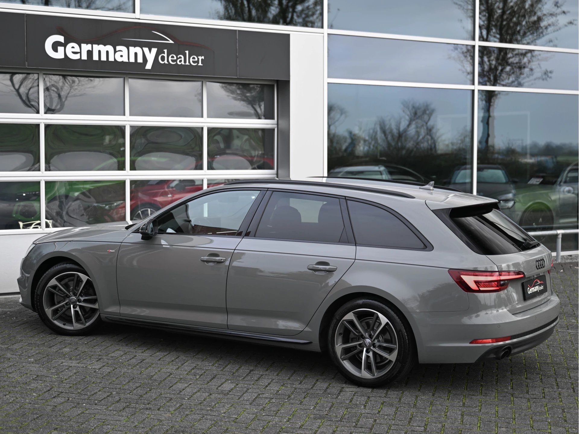 Hoofdafbeelding Audi A4