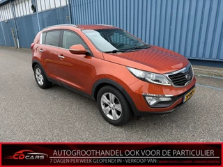 Kia Sportage 1.6 GDI X-ecutive Plus Pack schakelt niet 100 %  Rijd Wel Gewoon Inruilauto’s tegen vaste prijzen. Voor meer info: 0638140850 Bij de verkoop van gebruikte voertuigen door CD-Cars wordt geen standaard garantie verstrekt. De koper aanvaardt het voertuig in de staat waarin het zich bevindt op het moment van aankoop