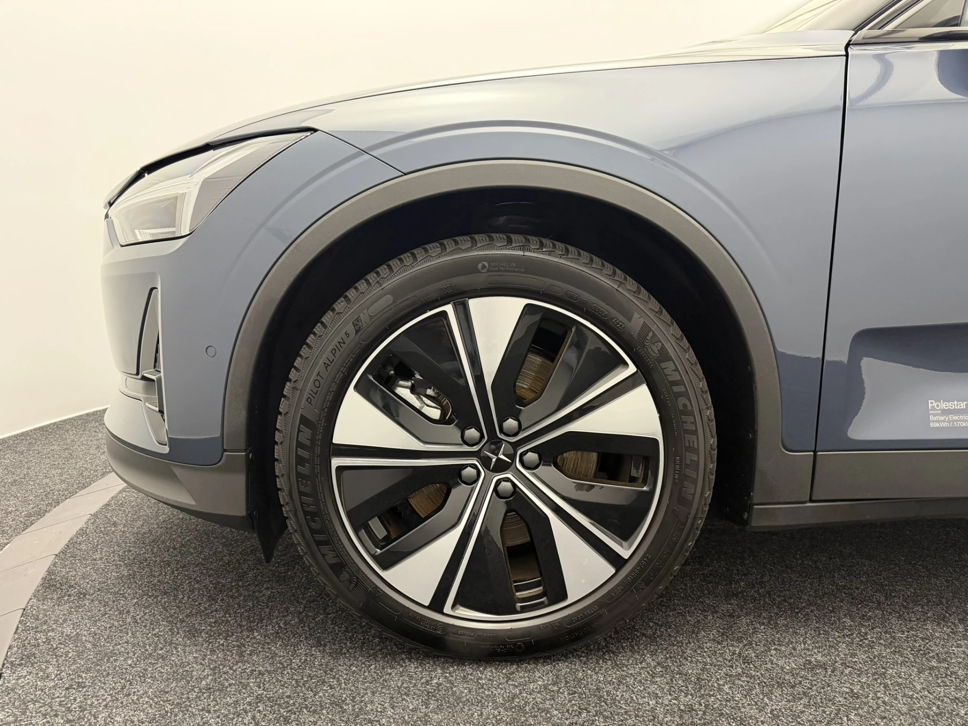 Hoofdafbeelding Polestar 2