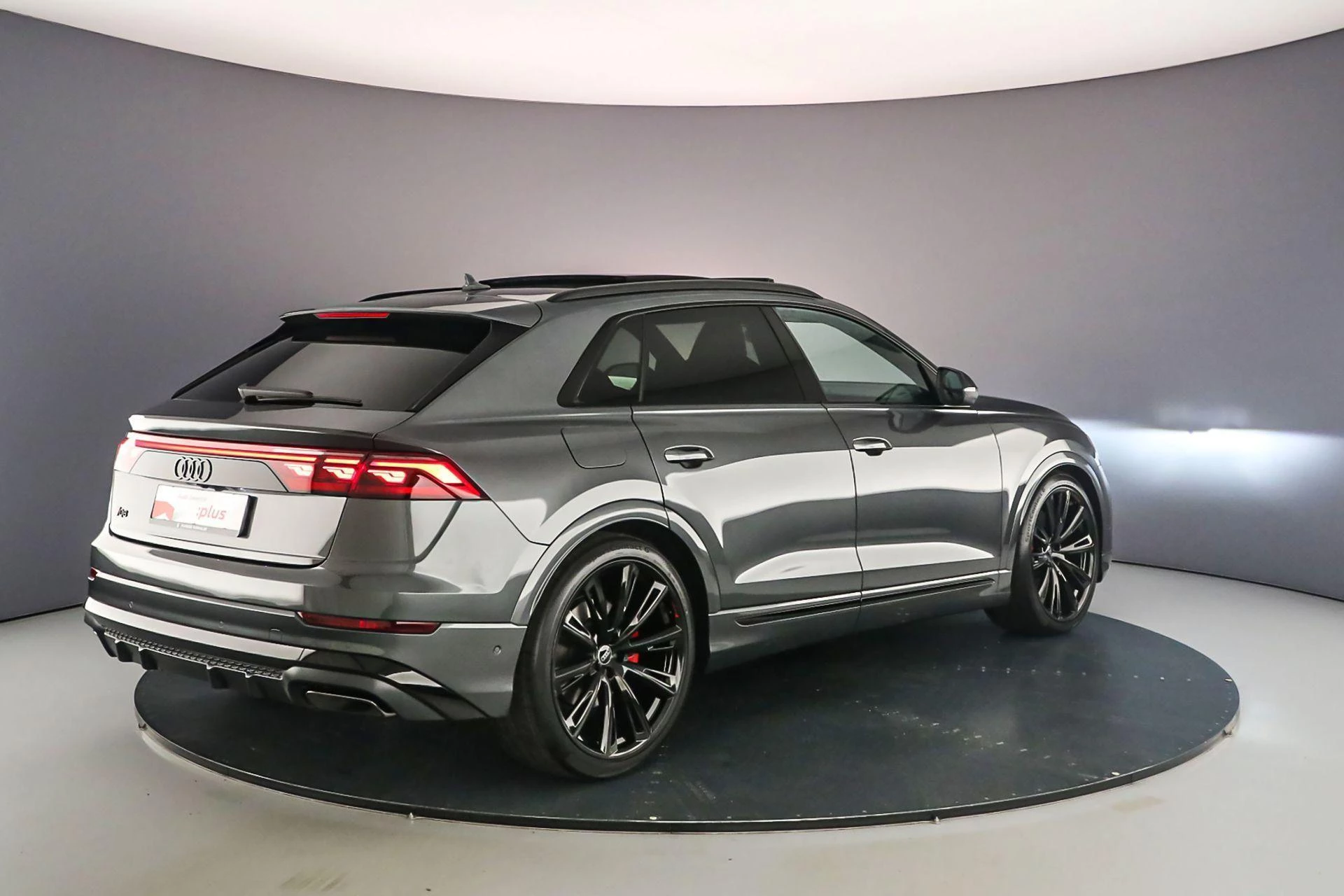 Hoofdafbeelding Audi Q8