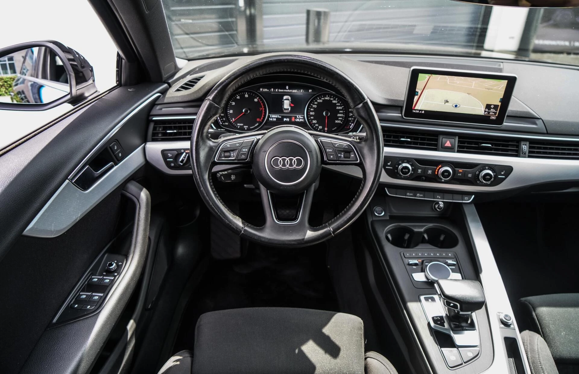Hoofdafbeelding Audi A4