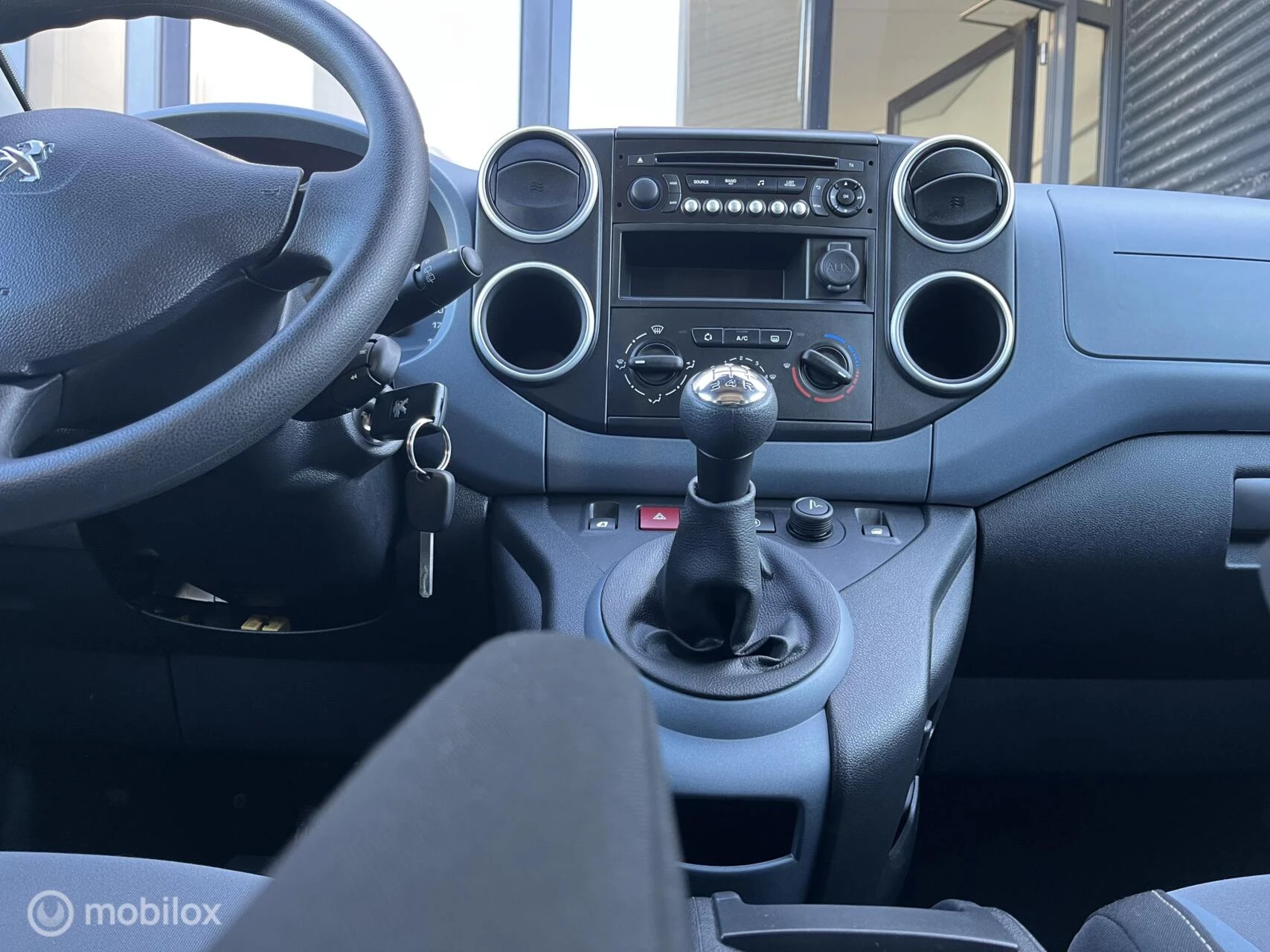 Hoofdafbeelding Peugeot Partner