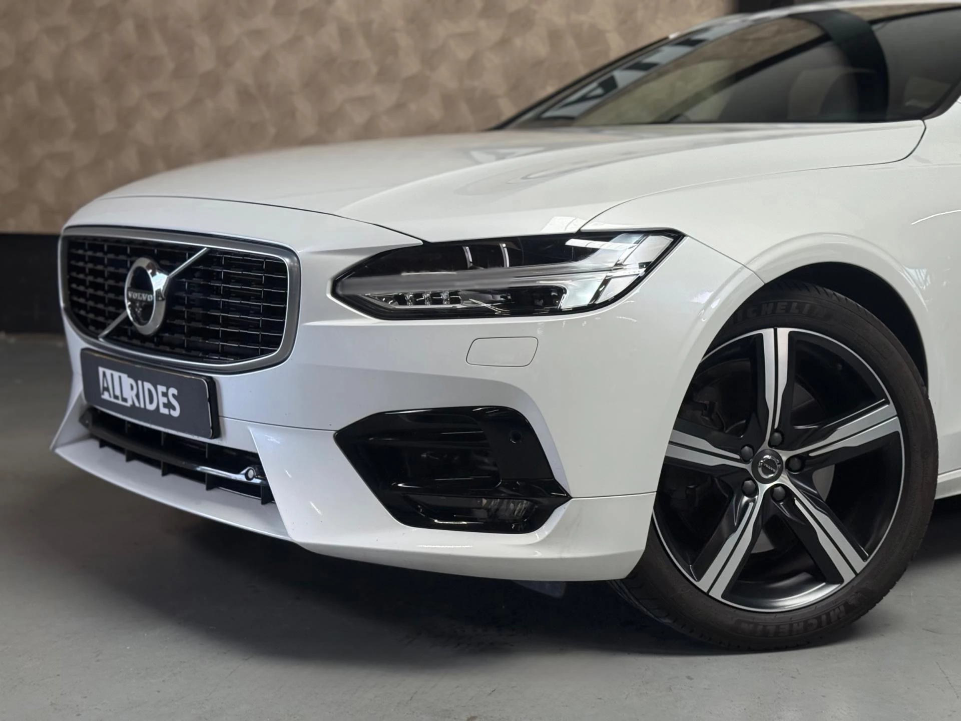 Hoofdafbeelding Volvo V90