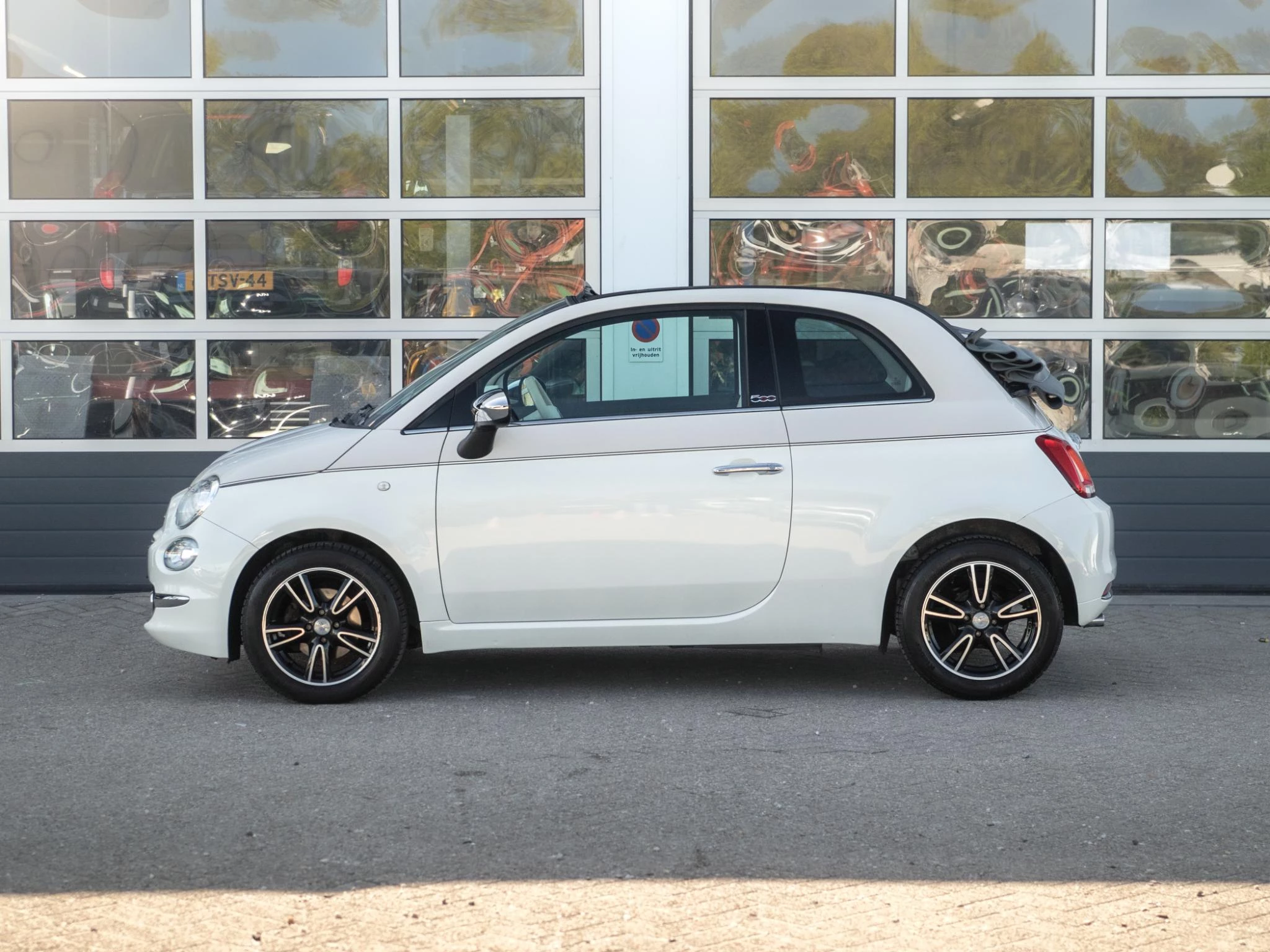 Hoofdafbeelding Fiat 500C