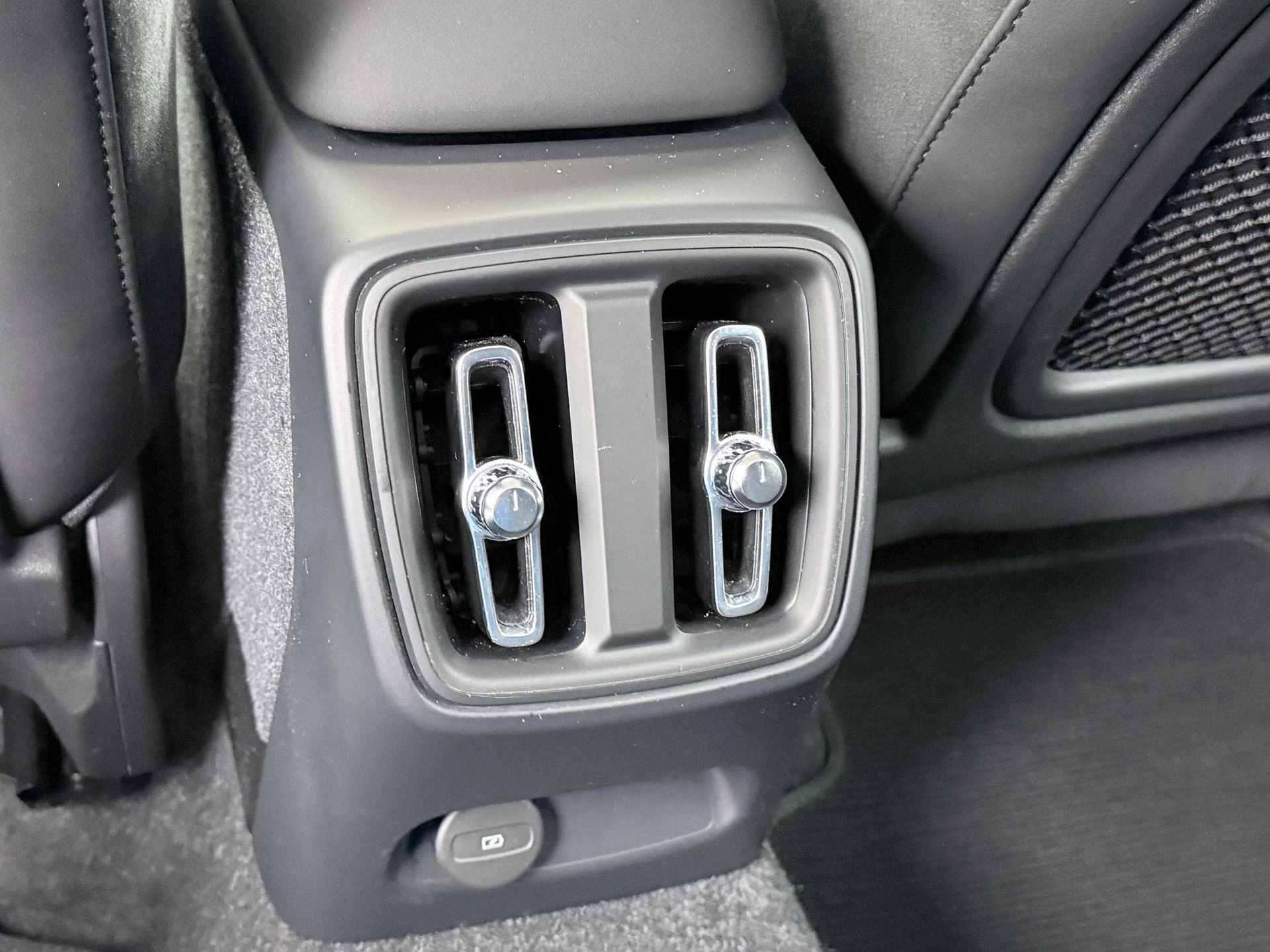 Hoofdafbeelding Volvo C40