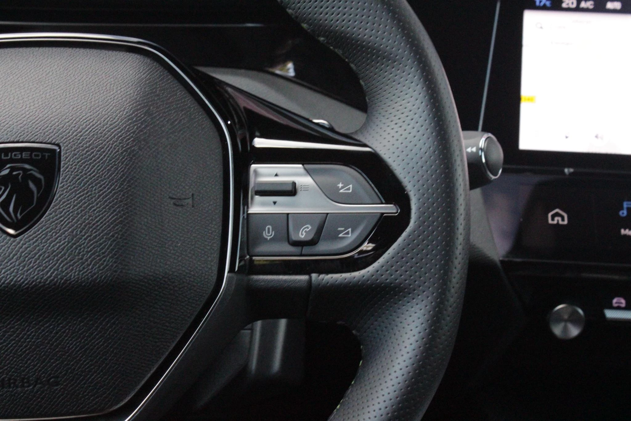 Hoofdafbeelding Peugeot 408