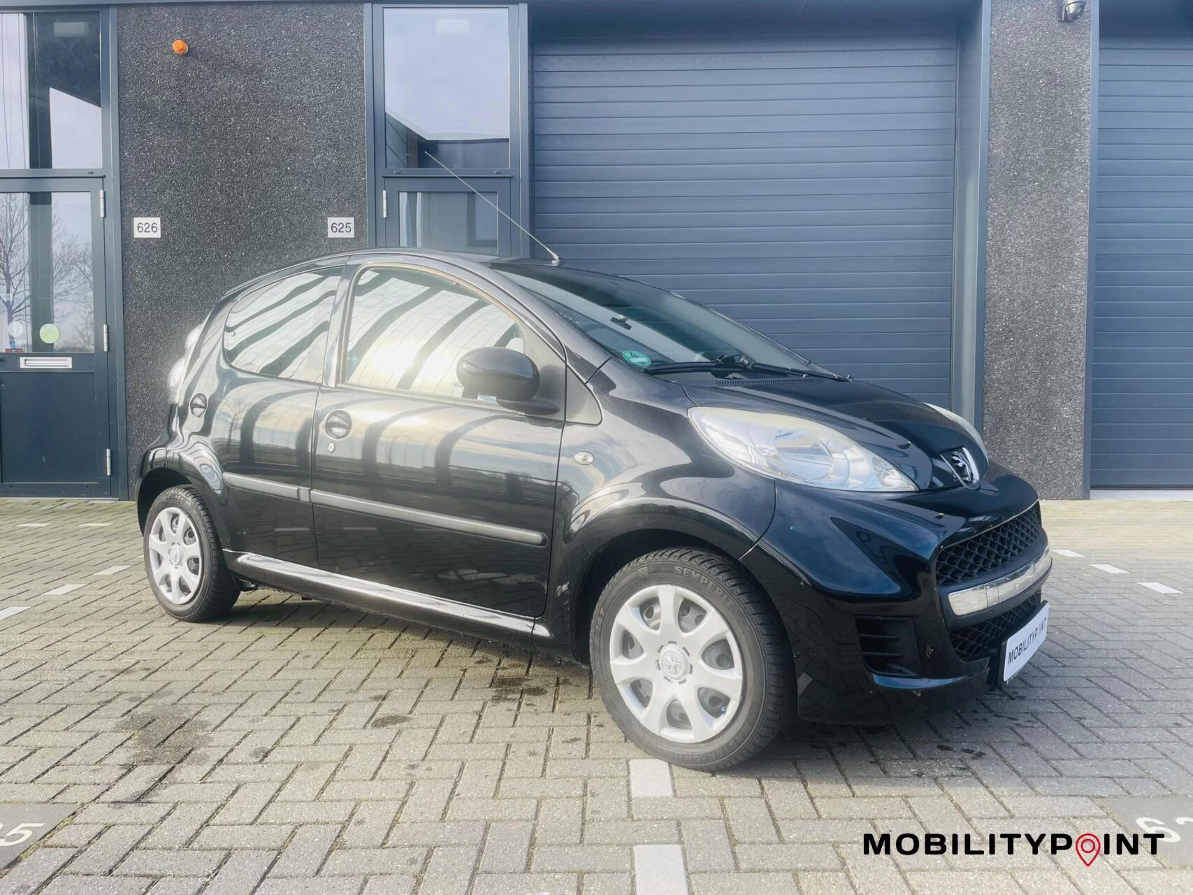 Hoofdafbeelding Peugeot 107