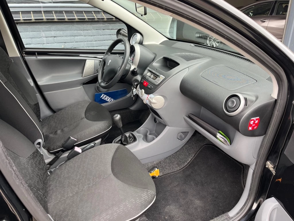 Hoofdafbeelding Peugeot 107